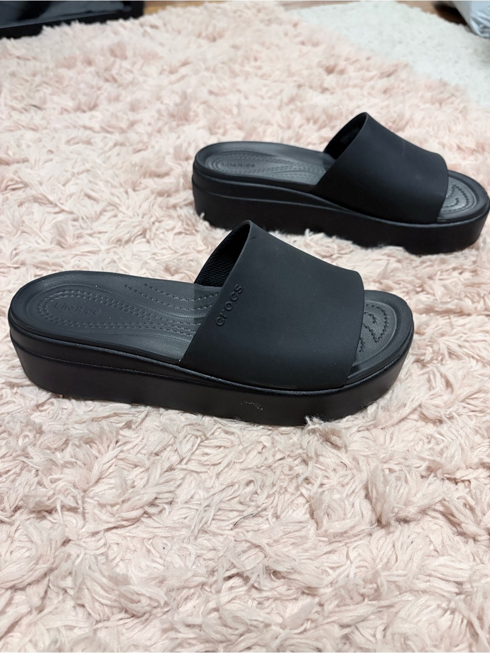 Crocs Brooklyn Slide Wedge Sandal - Picture 5 of 8